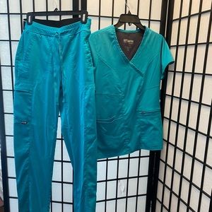 Grey’s Anatomy scrub set